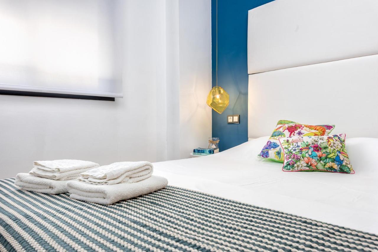 Atico terraza privada piscina centro ac nuevo 1hab Málaga Exterior foto